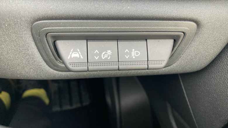 Renault Captur 1.0 TCE 90 Iconic 5dr Petrol Hatchback